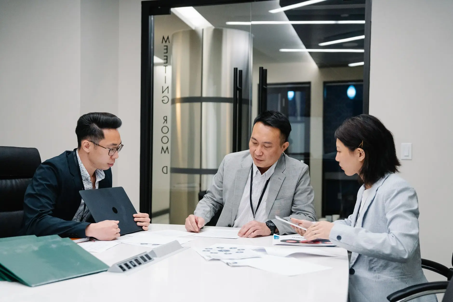 长三角物流企业配载优化与车辆跟踪软件选购指南